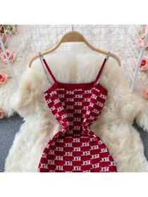 Hot girl's stretch tube top knitted hip-full dress