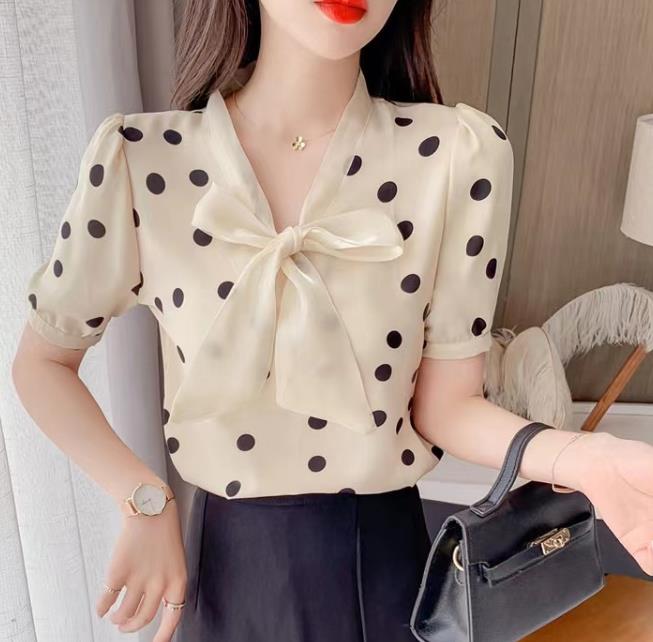 New Style Bowknot Matching Wave Point Blouse
