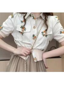 Fashion Embroidered Cropped Short Sleeve Top