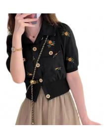 Fashion Embroidered Cropped Short Sleeve Top