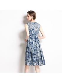 Spring and summer new sleeveless dress with lining