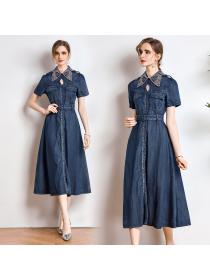 Vintage style embroidered denim short-sleeved dress