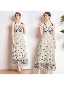 Summer women's lace embroidery flower butterfly V-neck mid-length dress