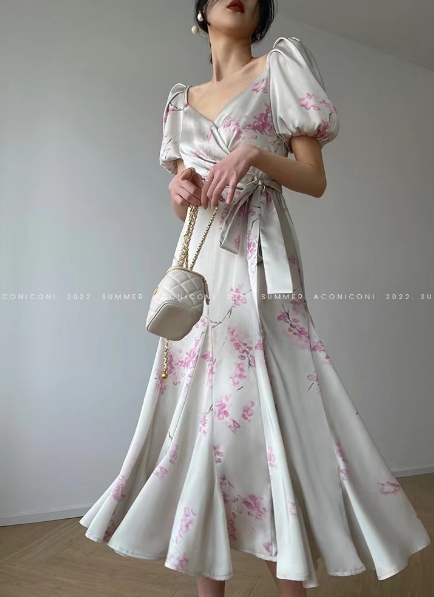 Satin printed frock with bubble sleeves  show slim fishtail dress 