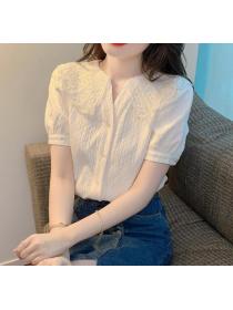 Retro Gentle Embroidered Doll Collar Puff Sleeve Shirt