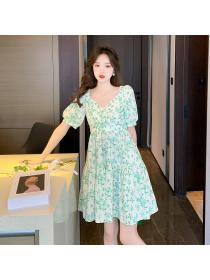 Summer green V-neck puff sleeve slim high waist floral dress