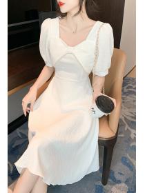 Summer White square neck mid-length dress 