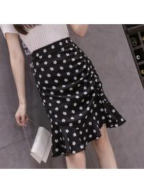 Summer new Korean fashion high waist fishtail skirt mid-length skirt pleated slimming hip skirt