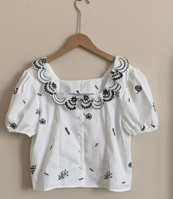 Korean Style Sweet embroidered ruffle Blouse