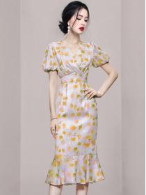 Summer new Korean style fashion temperament v-neck high waist slim fishtail dress