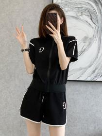 White sports casual suit women's summer loose fashion short-sleeved top+shorts two-piece set