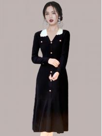 Mid-length V-neck black knitted split dress doll neck fishtail dress