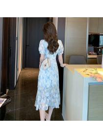 Summer new V-neck ruffled floral short-sleeved dress temperament Slim dress