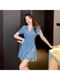 New style blue v-neck floral short-sleeved chiffon dress