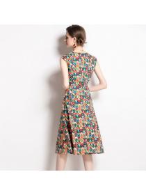 Summer New Colorful Print V-Neck Sleeveless Dress with Belt