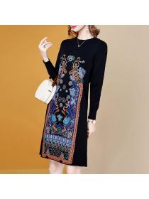Vintage style loose knitted dress women's printed wool dress 