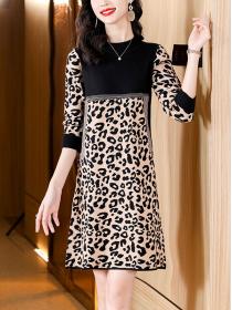Autumn leopard print knitted midi dress high collar slim temperament long sleeve soft wool dress