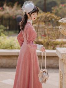 Autumn new Vintage style embroidered slim dress for women