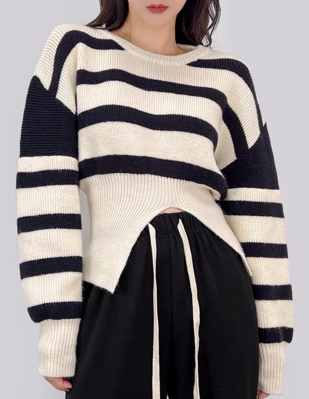 Korean Style Open Fork Stripe Color Matching Top