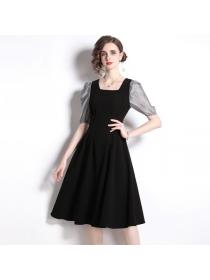 Fashion style puff sleeves Slim dress for women