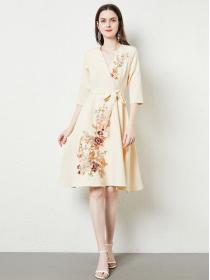 Women's temperament V-neck lace dress embroidery mid-length dress