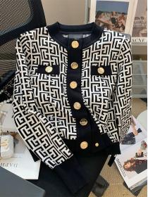 Autumn Fashion knitted cardigan for women