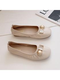 Soft bottom bow shoes flat bottom square head casual work shoes