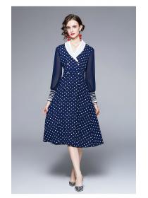 Waist-in suit collar polka dots cover the flesh to show thin mid-length A-line Dress