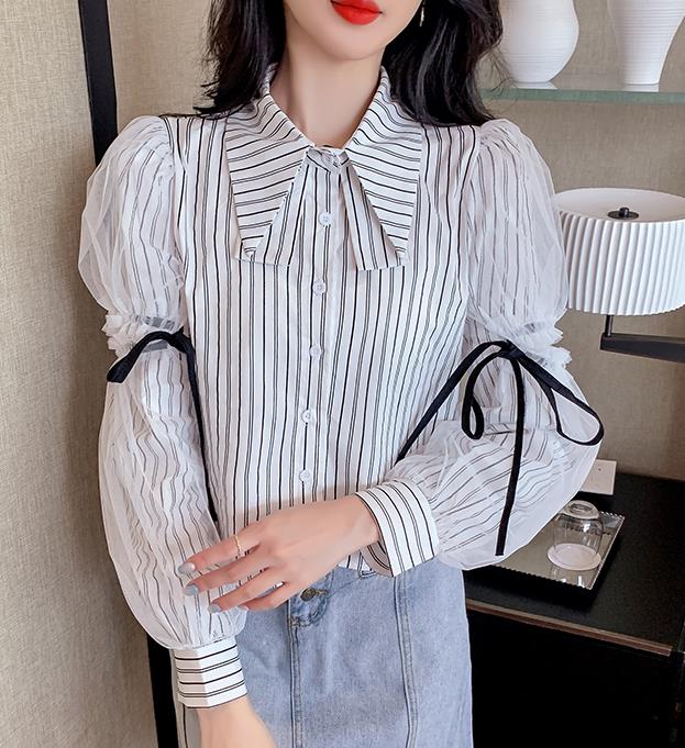 Korean Style Stripe Fashion Lace Matching Blouse