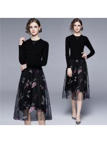 New style fall butterfly embroidery stitching woolen dress