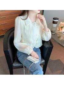 Vintage style puff sleeve blouse for women