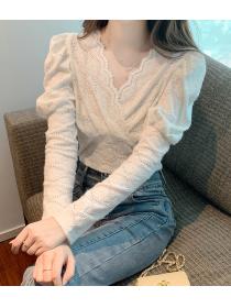 Korean style V-neck long sleeve lace shirt