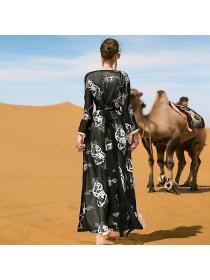 Black and white flower Embroidery two-piece lady Maxi dress 