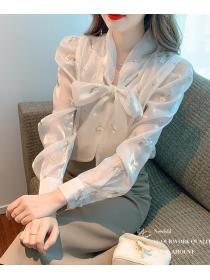Embroidered bow collar puffed sleeves Blouse 