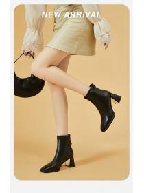 Fall fashion Slim Ankle boots 