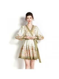Vintage style V neck Lantern sleeve Fashion print Long-sleeved Dress
