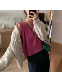 Winter new vintage style knitted cardigan Matching sweater