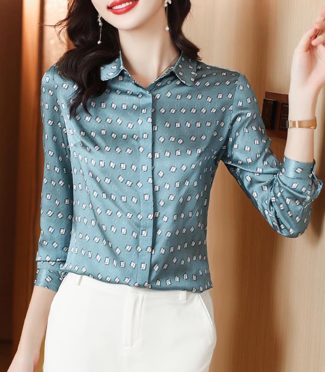 High-end V-neck  slimming mulberry silk top
