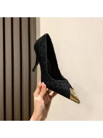 Fashion style Sexy Pointed Heels