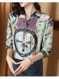 High-end V-neck Slimming mulberry silk top 