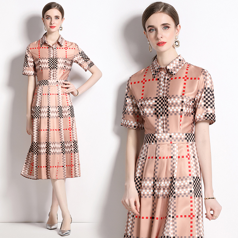 Fashion Matching pinched waist printed dress