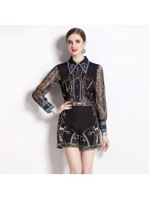 Vintage style Printed Blouse and Fashion Shorts