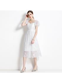 European style embroidery puff sleeve dress for women