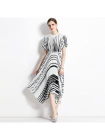 European style Summer Stripe Irregular Pleated Dress 