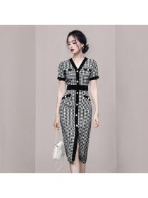 Korean style V collar Plaid Pinch waist Dress 