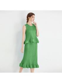 European style FashionSolid color Round collar Top+Pleated Fishtail skirt