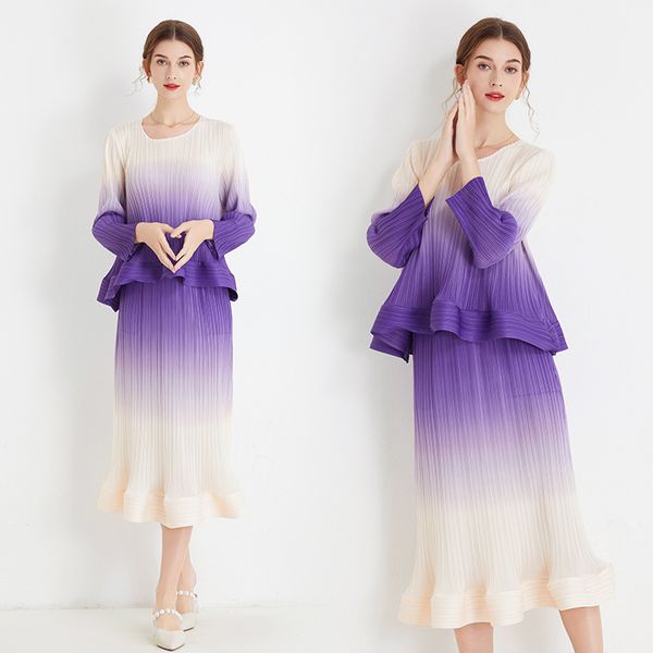 Gradual color ruffled Edge pleated top + Pleated skirt two-piece set