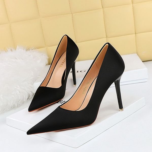 Korean style Simple fashion Sexy Party wear Suede Heels