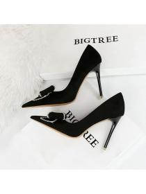 European style Fashion Suede Pointed High heels 