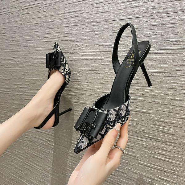 Fashion Summer new Pointed Strappy sandals